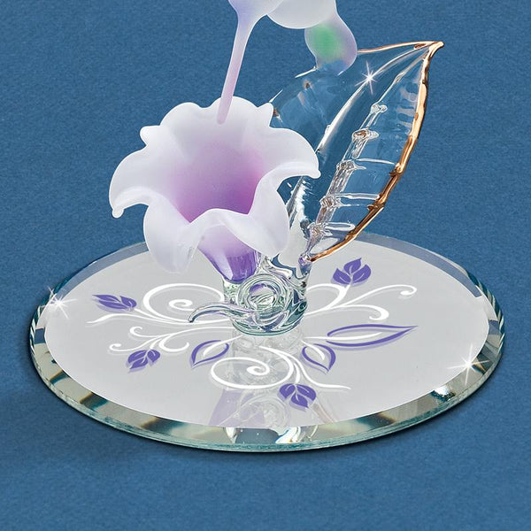CF3 483WL: Hummingbird with White and Lavender Lily