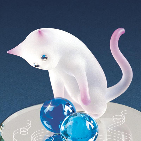 S4 129-2: Curious Cat
