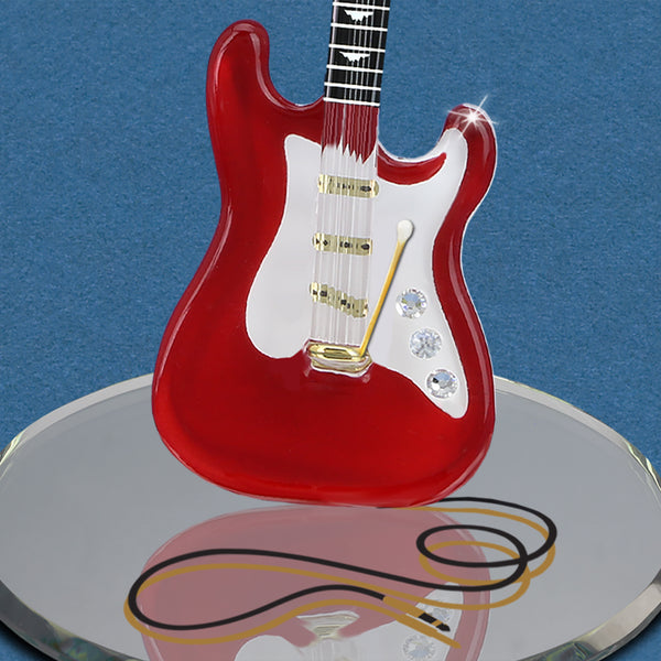 U2 641-R: Vintage Red Guitar