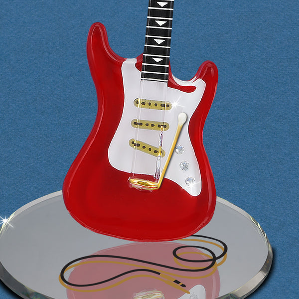 U6 641-RD: Vintage Red Guitar (Large)